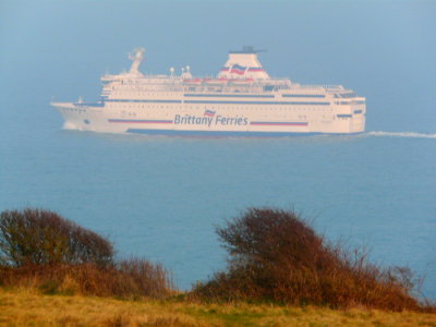 BRETAGNE - @ Culver down, Isle of Wight (Passing)
