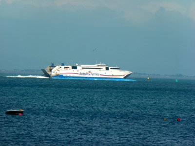 NORMANDIE EXPRESS - @ Seaview, Isle of  Wight (Passing)