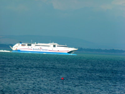 NORMANDIE EXPRESS - @ Seaview, Isle of Wight (Passing)