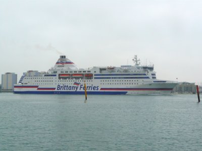 NORMANDIE - @ Portsmouth (Arriving)