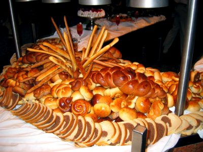 CARNIVAL INSPIRATION Mardi Gras Dining Room Grand Buffet