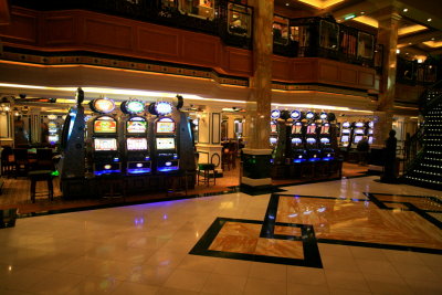 QUEEN VICTORIA Empire Casino