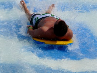 INDEPENDANCE OF THE SEAS Flowrider