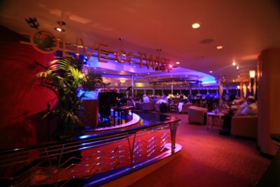 INDEPENDANCE OF THE SEAS Olive or Twist