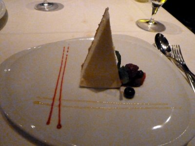 INDEPENDANCE OF THE SEAS Portofino Italuan Restaurant Sweet