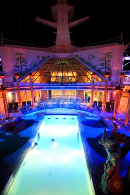 INDEPENDANCE OF THE SEAS Solarium Adult Pool