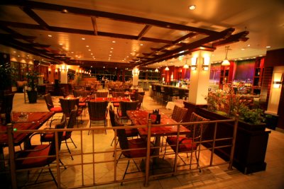 INDEPENDANCE OF THE SEAS Windjammer Restaurant