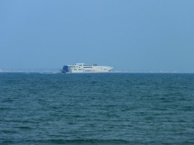 COMMODORE EXPRESS - @ Seaview, Isle of Wight (Passing)