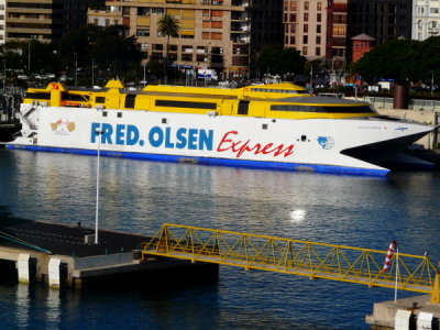 BENTAGO EXPRESS - @ Santa Cruz, Tenerife