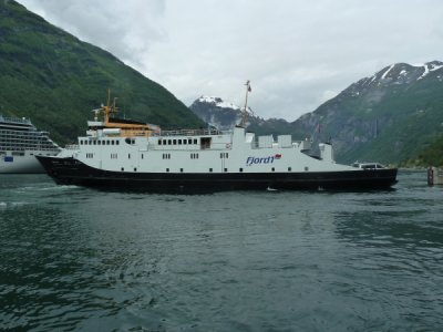 Geiranger- Ferry Leaving