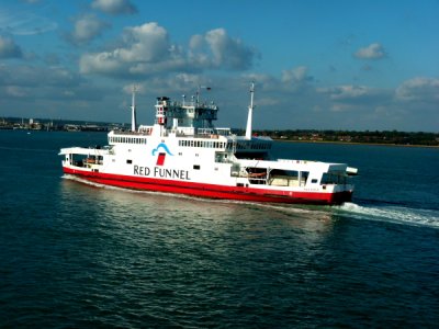 RED EAGLE @ Southampton Water, UK