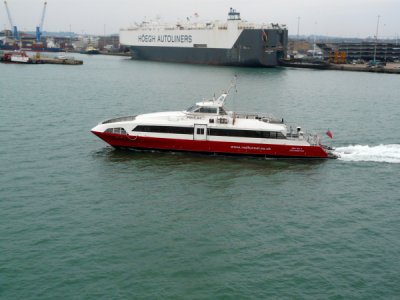 RED JET 3 @ Southampton Water, UK