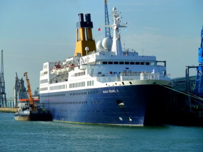SAGA PEARL 2 (1981) @ Southampton, UK