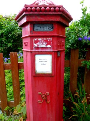 Scotland - Iona, V R Post Box