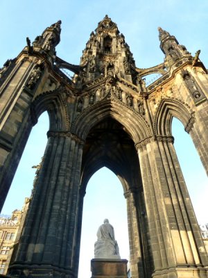 Scotland - Edinburgh, Scott Monument in Princess Street