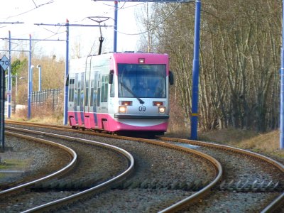 09 (2011) Ansaldo-Breda T69 approaching The Royal