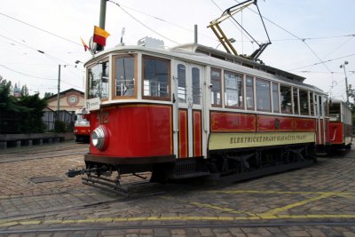 412 Motor Car + 1201