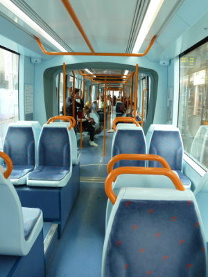 102 (2010) Tranvia - Alstom Citadis 302 Inside