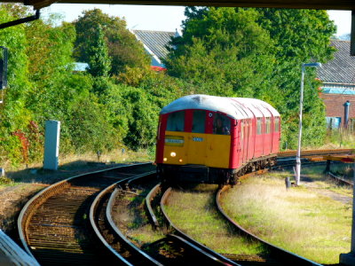 Train approaching Ryde St Johns