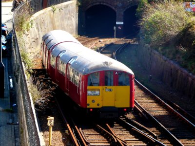 Train 7 in Tunnel @ Ryde Esplanade