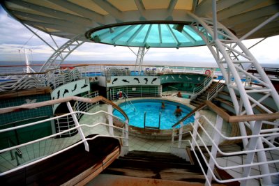 Terrace bar & Pool