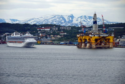 GRAND PRINCESS (1998) @ Tromso, Norway Leaving - (C) Sophie Joiret
