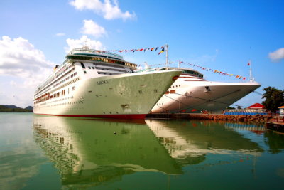 AURORA (2000) @ Castries, St Lucia