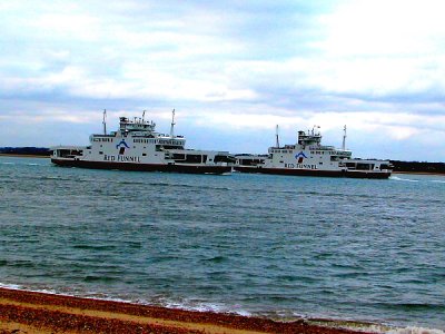 RED FALCON & RED EAGLE @ Lepe & Calshot (Passing)