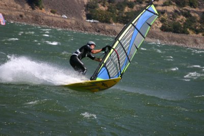 Wind Surfing the Columbia