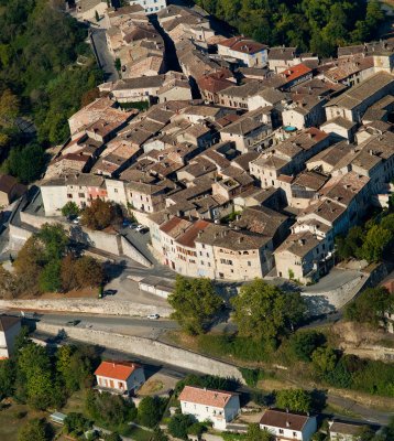 Castelnau-Montmiral