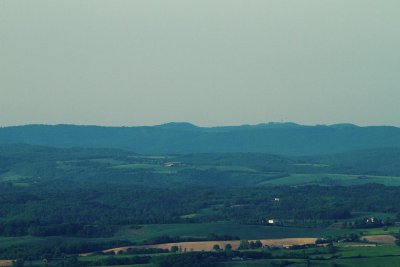 Patrice, c'est encore loin le Cantal ? ;-))