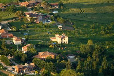 Vers Montjoire