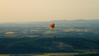 Vers Montjoire