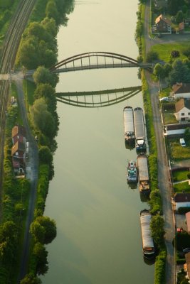 Péniches sur l'Oise