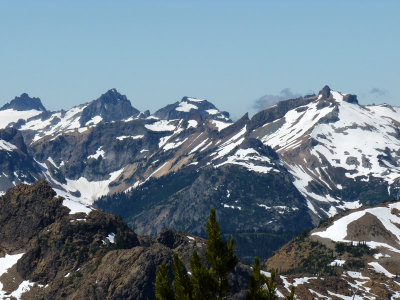 Cascade Crest Peaks