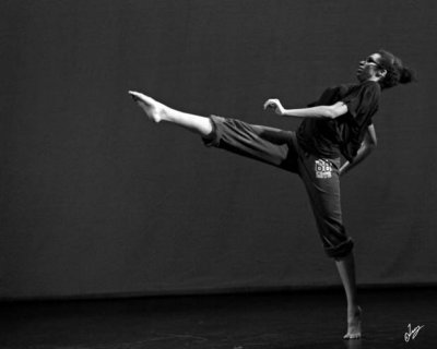 2011 On the Way Around: Choreographer/Dancer: Martina Iseghohi