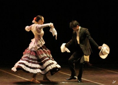 2012_03_25 Academia de Danzas de Beijing in Arequipa