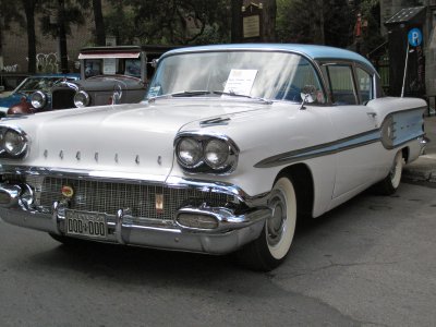 Pontiac 1958.JPG