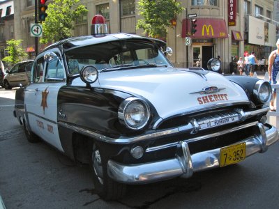 Plymouth 1954.JPG