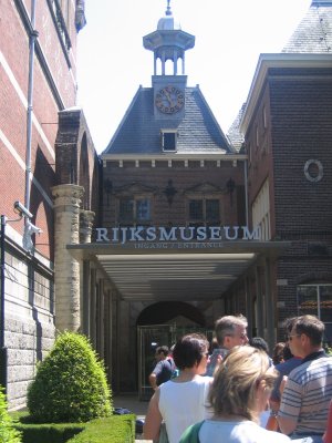 Rijksmuseum Entrance