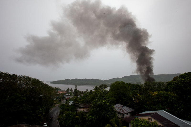 House fire from the top of Yvonnes Apartment. IMG_1609.jpg