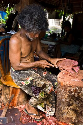 The Art and the People of a Kapingamarangi Village on Pohnpei, FSM.
