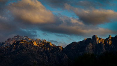 Catilina Mountains (looking east), Tucson. December 20, 2011. L1054714.jpg