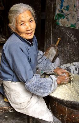 Making dough. Wangcun Village, Hunan Province, China.
