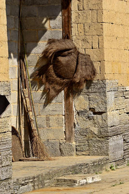 Palm fiber rain cape commonly used in many parts of southern China.