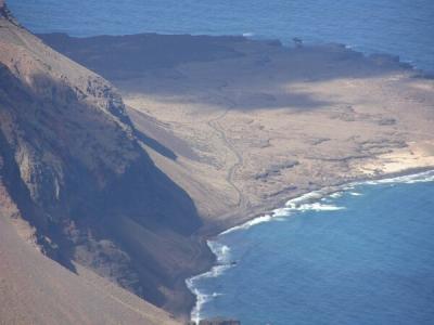 Looking from El Derabado