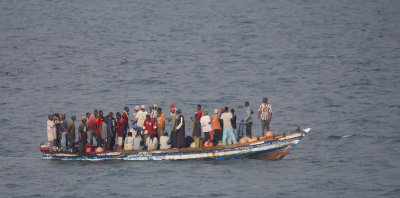 Local vessel, Zanzibar OZ9W0263