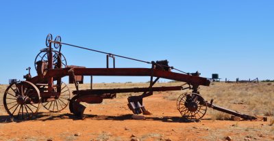 Grader at Farina