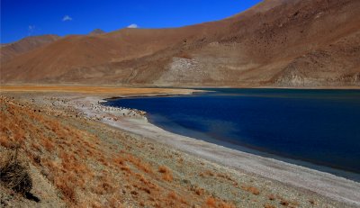 ཡར་འབྲོག་གཡུ་མཚོ།