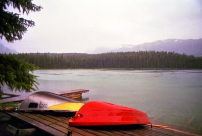 Jasper Maligne Lake with colorful boats up close
